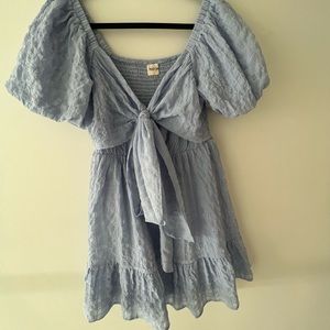 Blue puff sleeve dress